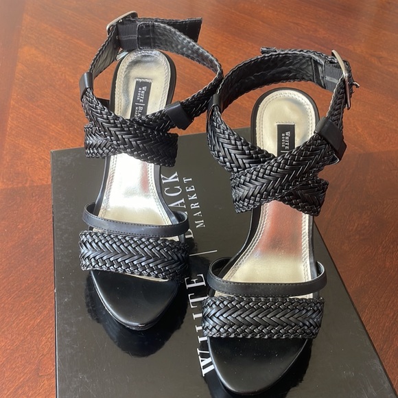 WHBM Lido 4 1/2 in heels - Picture 3 of 6